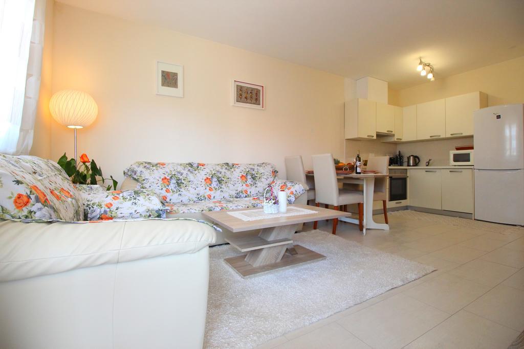 Apartment Brigite Rovinj Exterior photo